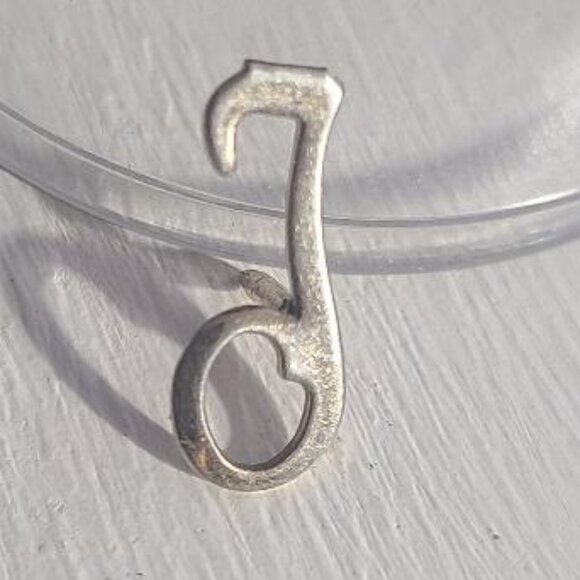 Cursive Script Letter "T" Monogram Vintage Lapel Pin Tie Tack Brooch - Picture 1 of 5